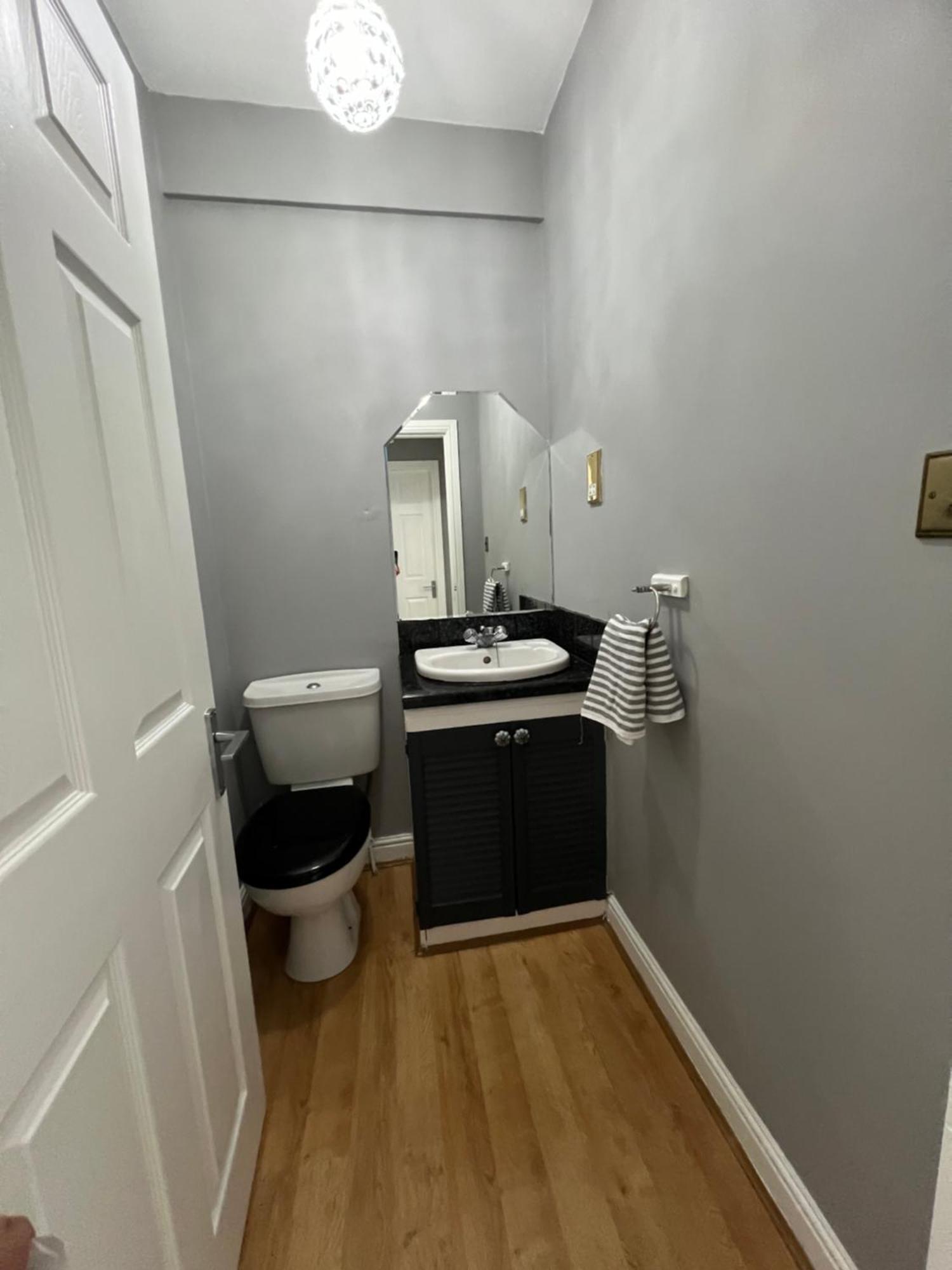 The Loft @ Brighouse Apartment Bagian luar foto