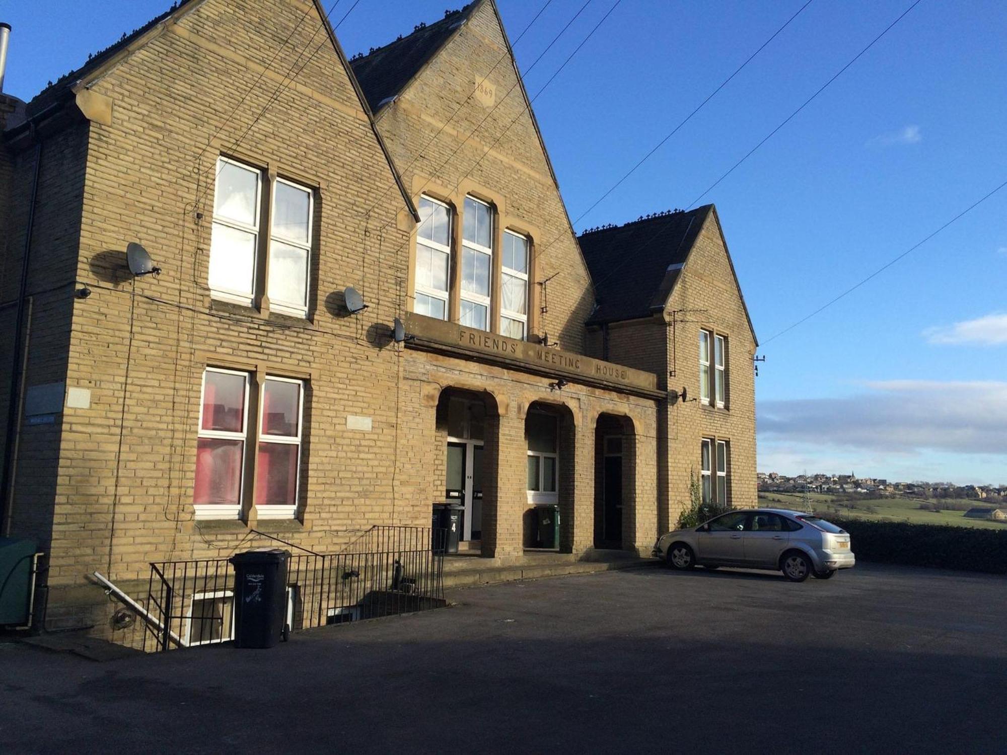 The Loft @ Brighouse Apartment Bagian luar foto